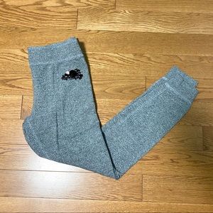 NWOT Roots Fleece Skinny Sweatpants